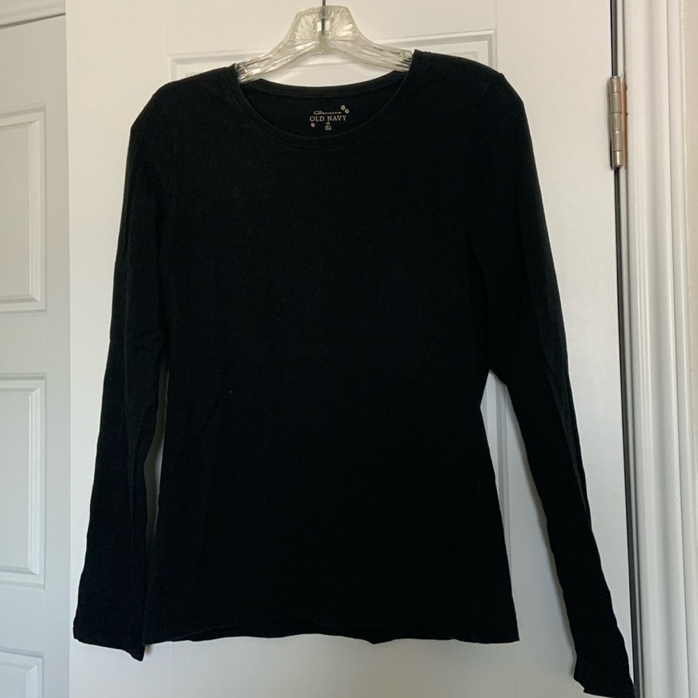 Old Navy Vintage Black Long Sleeved 95% Cotton Tshirt Size Medium